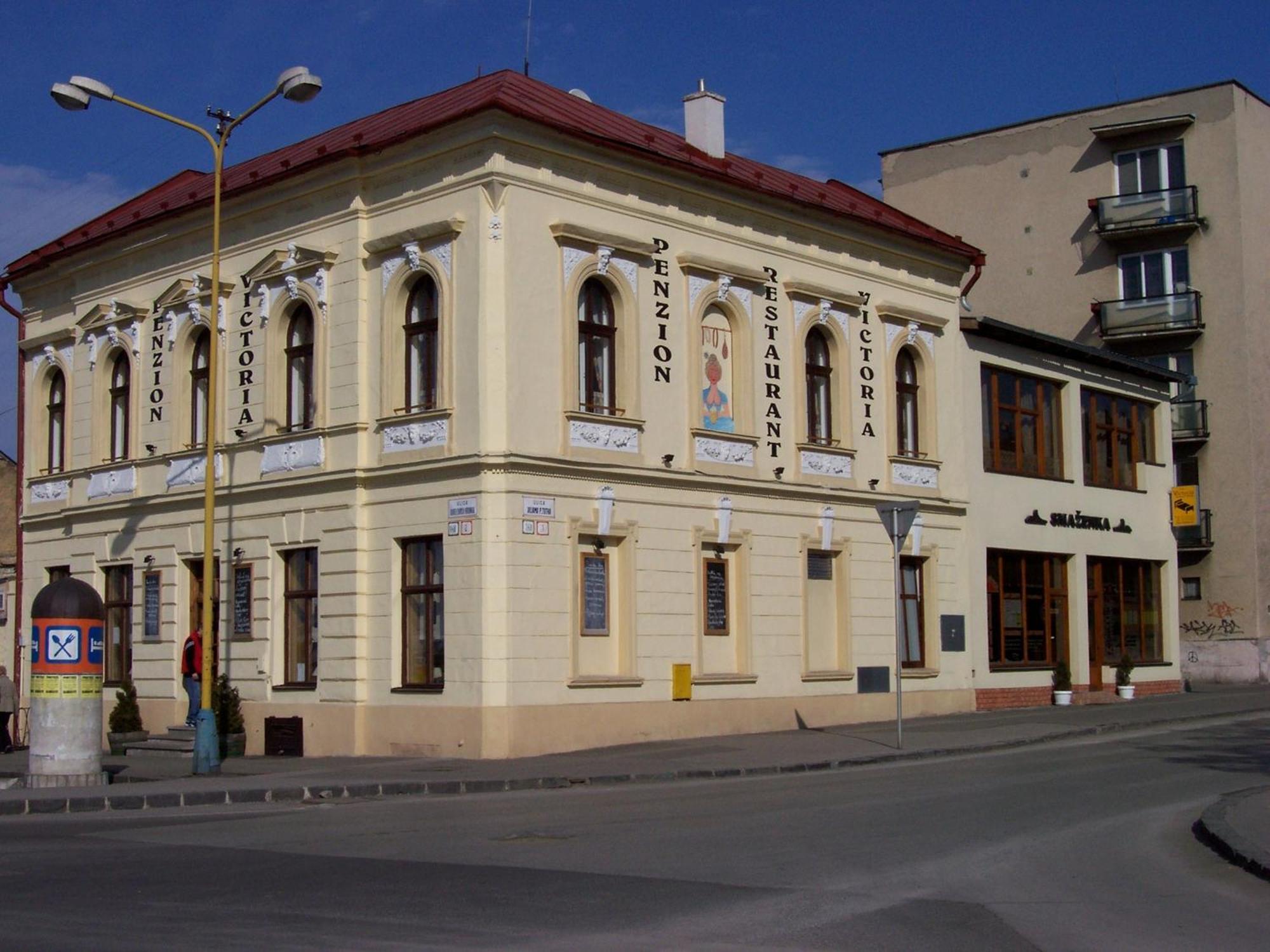 Victoria - Penzion & Restaurant زفولين المظهر الخارجي الصورة
